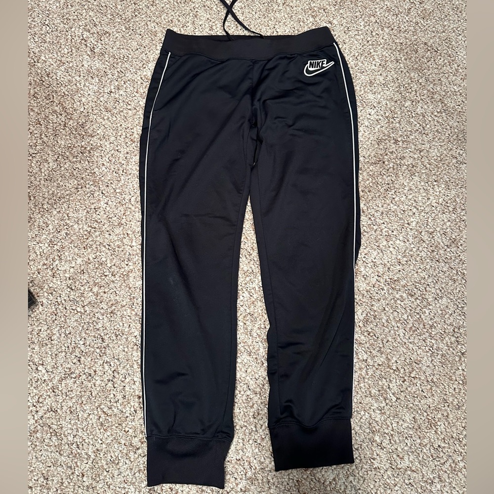 Nike Joggers Women’s Size Large